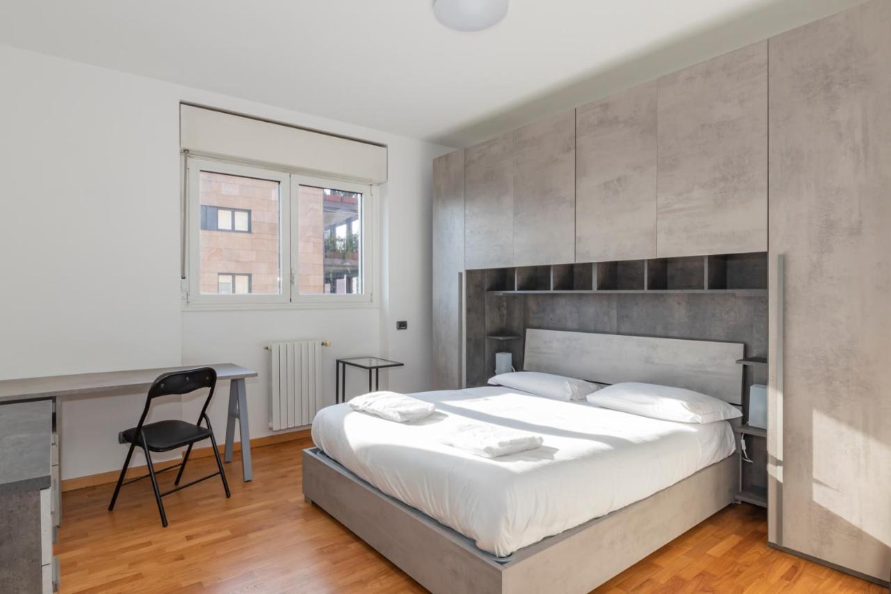 Apartament Splendida Terrazza Su Arcimboldi - Milano Bicocca Zewnętrze zdjęcie